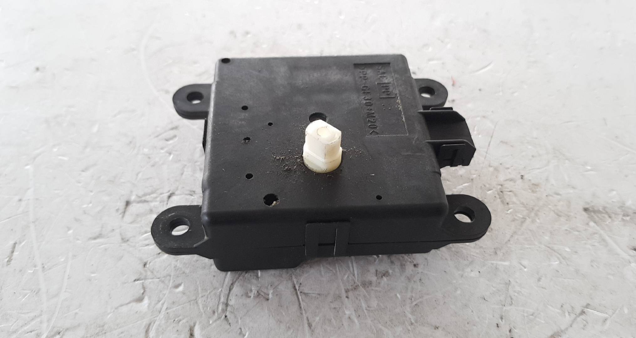 Motor del compuerta de la calefacción RENAULT Laguna III (BT0/1) Imagem-1