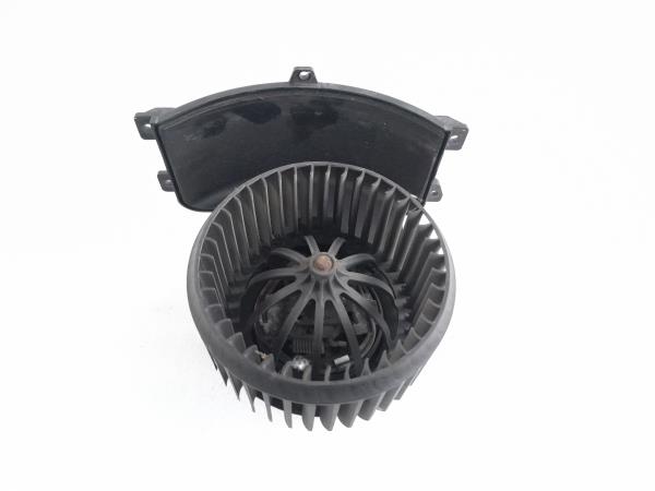 Motor da chauffage / sofagem VOLKSWAGEN Transporter V (7HA, 7HH, 7EA, 7EH) Imagem-1 Motor da chauffage / sofagem VOLKSWAGEN Transporter V (7HA, 7HH, 7EA, 7EH) Imagem-1