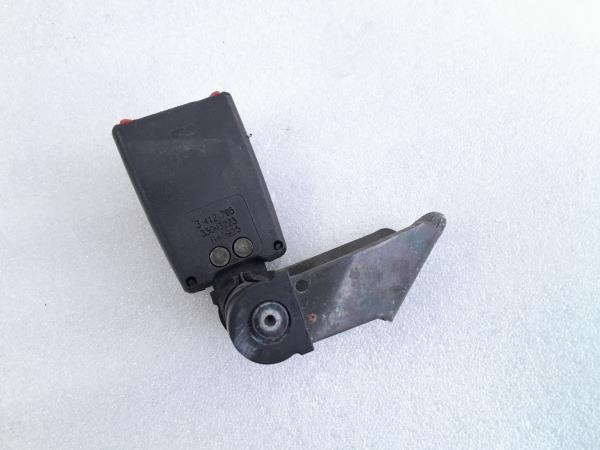 Hebilla de cinturón trasero izquierdo BMW X3 (E83)