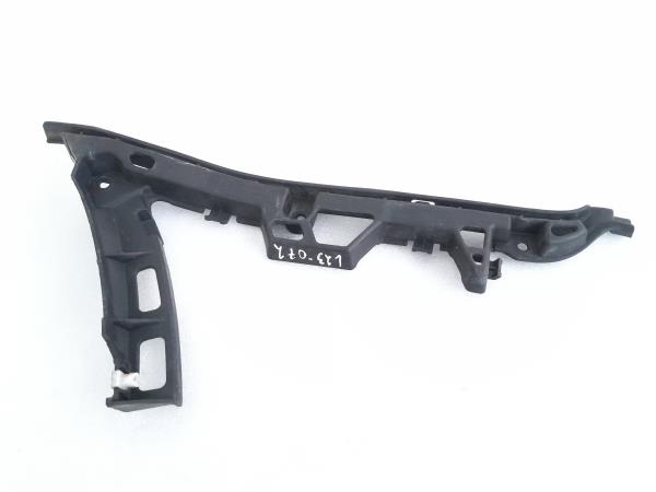 Guia de pára-choques trás direita LAND ROVER Range Rover Sport (L320)