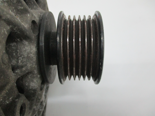 Alternador VOLKSWAGEN Polo (6N) Imagem-3