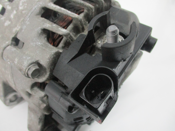 Alternador FORD Fiesta VI Van Imagem-4 Alternador FORD Fiesta VI Van Imagem-4