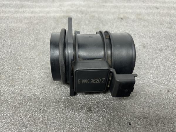 Medidor de masa de aire / Caudalímetros  VOLVO V40 Combi (VW)