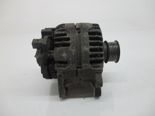 Alternador VOLKSWAGEN Golf V (1K1) Imagem-1