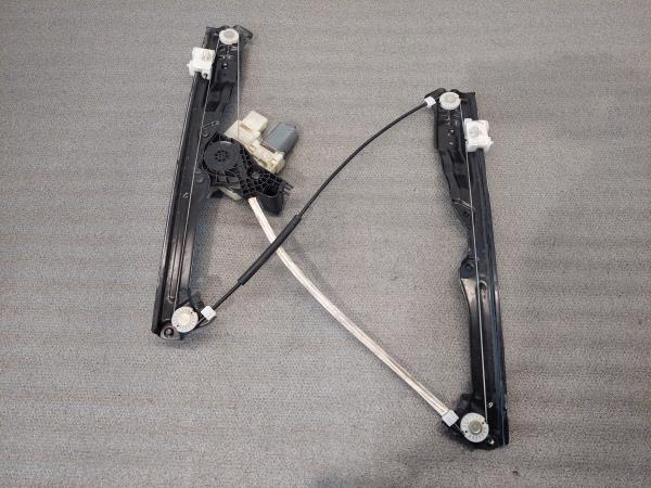 Elevador vidros frente direito PEUGEOT 308 SW II
