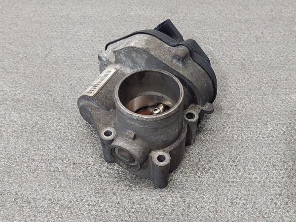 Corpo borboleta FORD Fiesta V (JH_, JD_) Imagem-1 Corpo borboleta FORD Fiesta V (JH_, JD_) Imagem-1