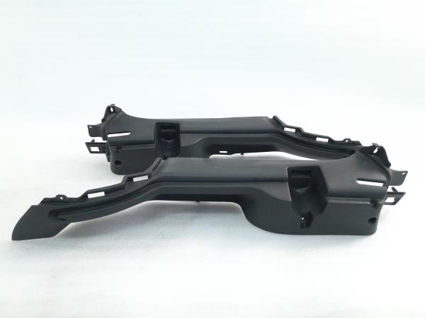 Plástico genérico RENAULT Megane II Break (KM0/1_) Imagem-2