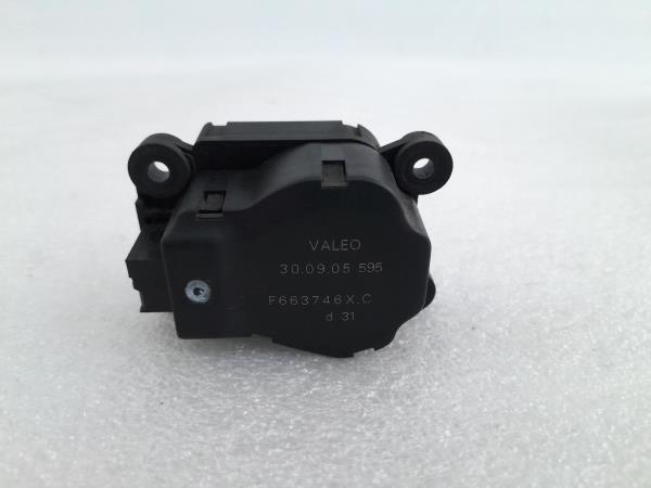 Motor del compuerta de la calefacción RENAULT Megane II Break (KM0/1_)