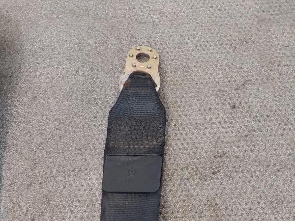 Cinturón delantero izquierdo VOLKSWAGEN Passat (3B3) Imagem-3