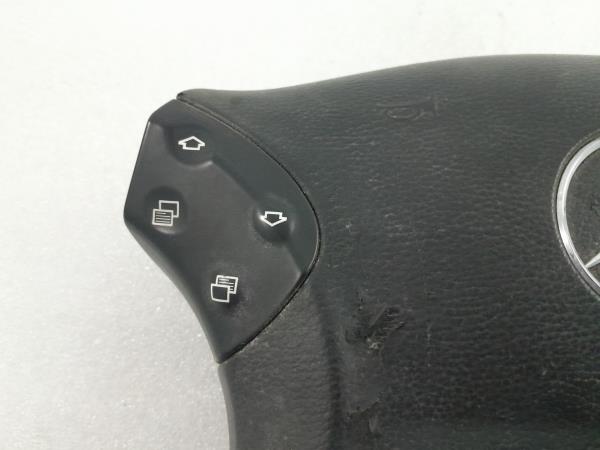Airbag do volante MERCEDES-BENZ Classe C (W203) Imagem-1 Airbag do volante MERCEDES-BENZ Classe C (W203) Imagem-1