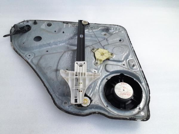 Elevalunas trasero derecho VOLKSWAGEN Passat (3B2) Imagem-4