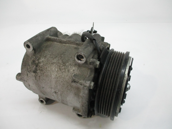 Compressor AC FORD Fiesta VI (CB1, CCN) Imagem-1 Compressor AC FORD Fiesta VI (CB1, CCN) Imagem-1