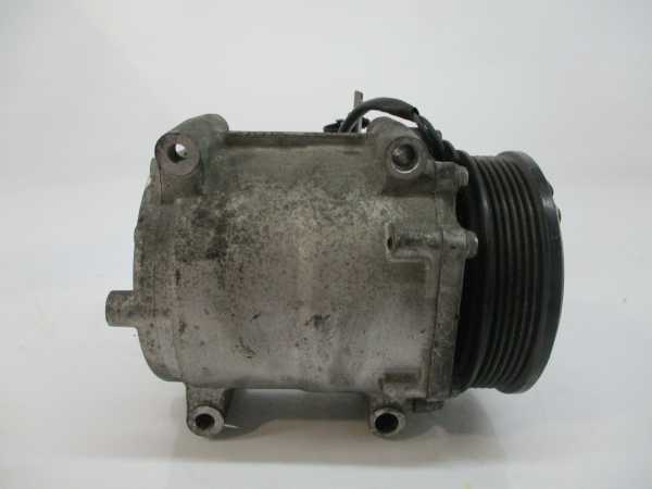 Compressor AC FORD Fiesta VI (CB1, CCN) Imagem-8 Compressor AC FORD Fiesta VI (CB1, CCN) Imagem-8