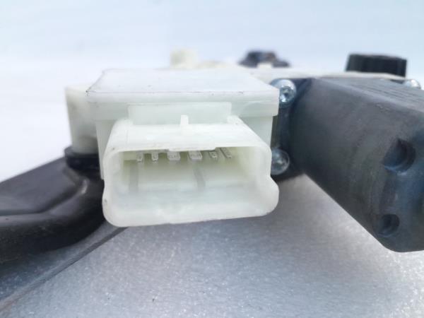 Elevador vidros frente direito PEUGEOT 308 II Imagem-3