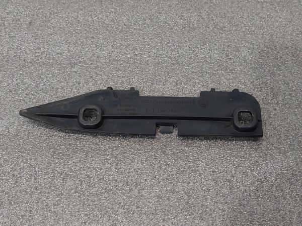 Guide pare-chocs avant Droite BMW 2 Gran Tourer (F46) Imagem-2