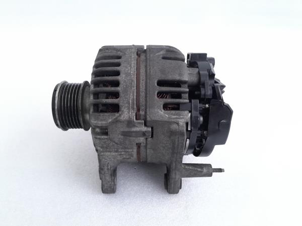 Alternador VOLKSWAGEN Passat (3B2) Imagem-2