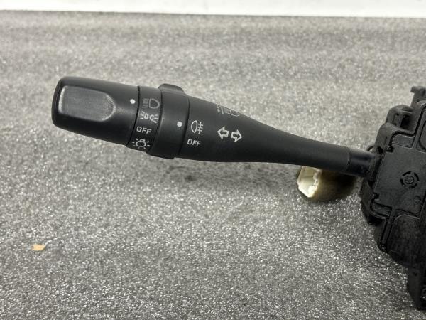 Conjunto / manetes de luzes e limpa vidros NISSAN Patrol GR V Wagon (Y61) Imagem-1