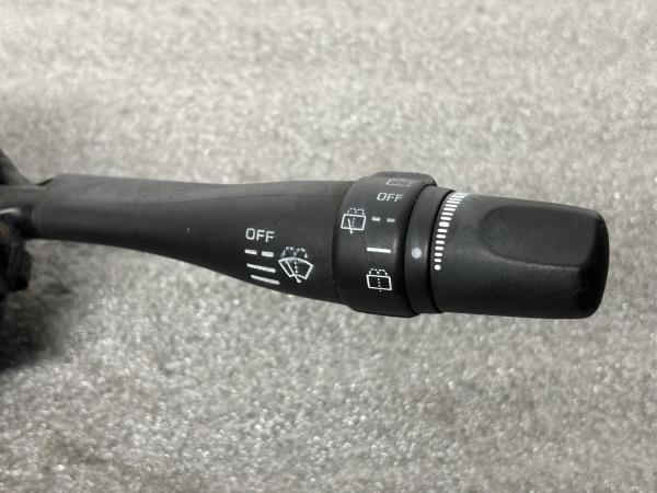 Conjunto / manetes de luzes e limpa vidros NISSAN Patrol GR V Wagon (Y61) Imagem-2