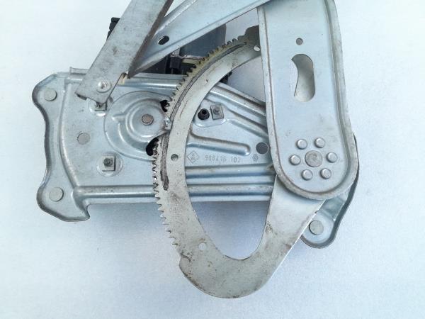 Elevador vidros frente direito RENAULT Megane III Grandtour (KZ0/1) Imagem-1