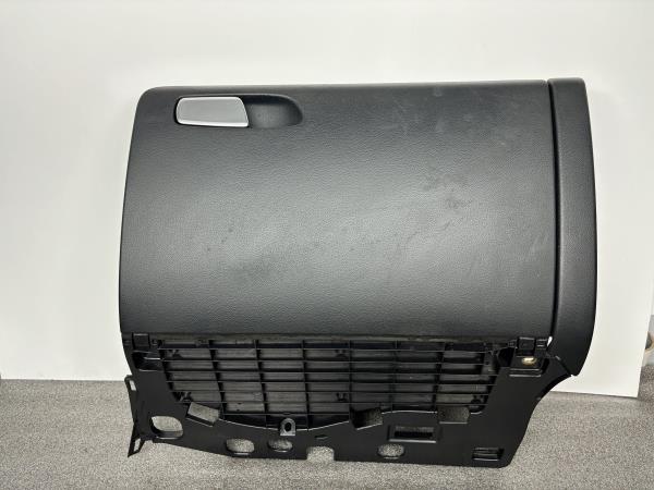 Boîte à gants AUDI A4 Avant (8K5, B8)