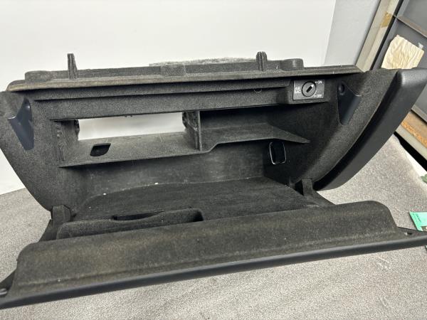 Boîte à gants AUDI A4 Avant (8K5, B8) Imagem-2