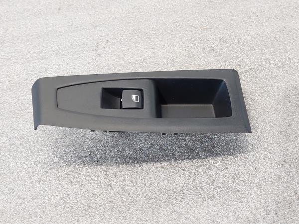 Commande / interrupteur lève-vitre Avant Droite BMW 2 Gran Tourer (F46) Imagem-1