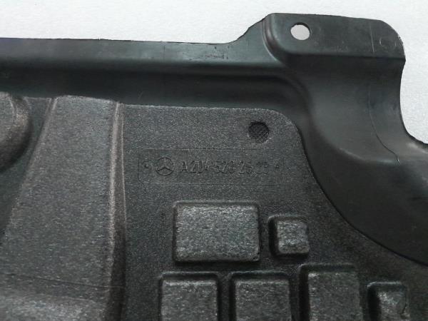 Resguardo Termoventilador MERCEDES-BENZ Classe C (W204) Imagem-2