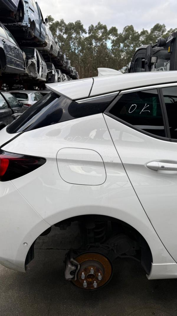 Painel trás direito OPEL Astra K