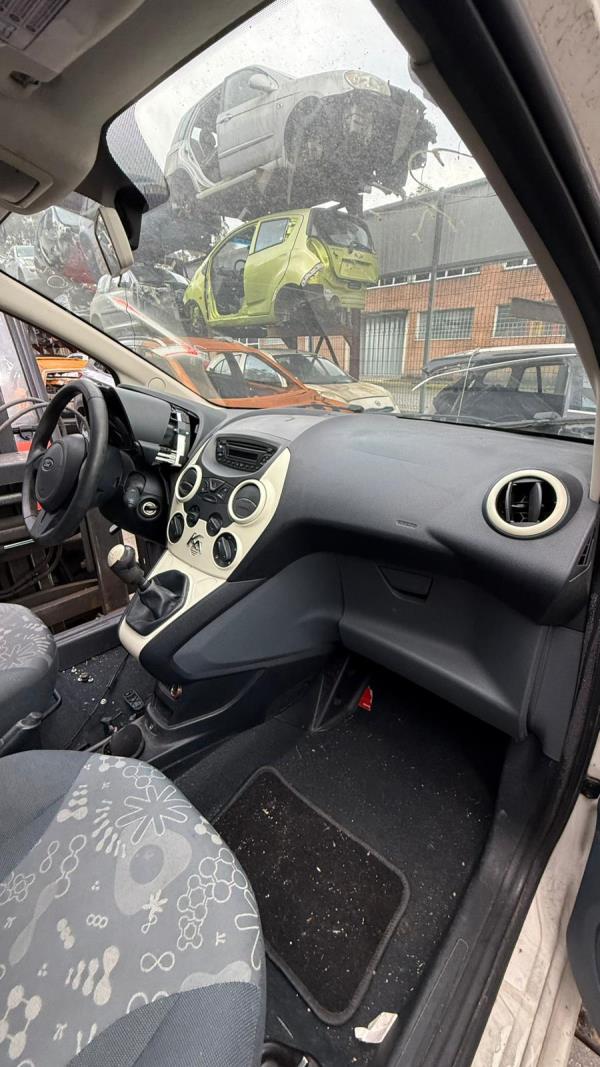 Kit de airbags FORD Ka (RU8) Imagem-1 Kit de airbags FORD Ka (RU8) Imagem-1
