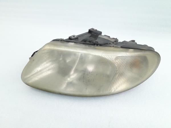 Ótica / farol esquerda CHRYSLER Voyager IV (RG, RS)