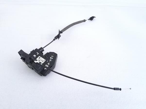 Fechadura / fecho porta trás esquerdo RENAULT Megane IV (B9A/M_)