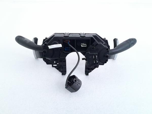 Conjunto / manetes de luzes e limpa vidros CITROËN C4 Picasso I (UD_) Imagem-2 Conjunto / manetes de luzes e limpa vidros CITROËN C4 Picasso I (UD_) Imagem-2