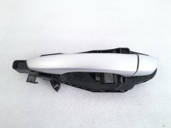 Puxador porta trás esquerdo PEUGEOT 308 II Imagem-1