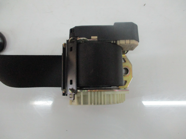 Left rear seatbelt MERCEDES-BENZ Classe C (W203) Imagem-2