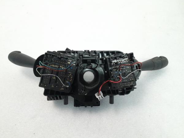 Conjunto / manetes de luzes e limpa vidros RENAULT Twingo III (BCM_) Imagem-6