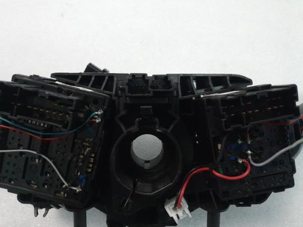 Conjunto / manetes de luzes e limpa vidros RENAULT Twingo III (BCM_) Imagem-8