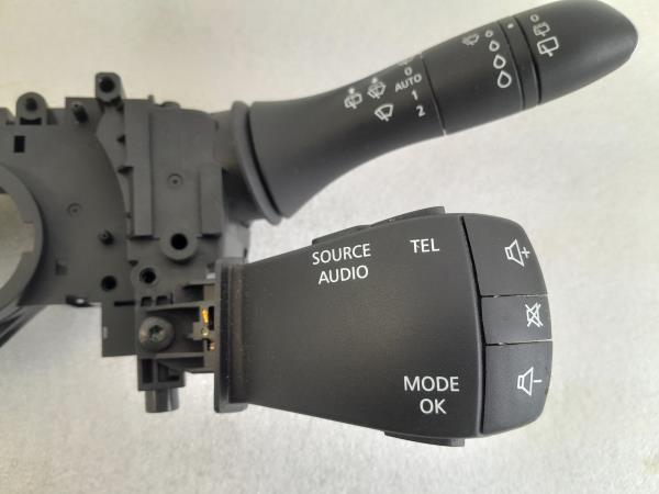 Conjunto / manetes de luzes e limpa vidros RENAULT Megane IV (B9A/M_) Imagem-2