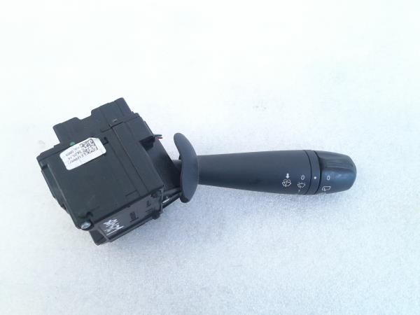 Conjunto / manetes de luzes e limpa vidros RENAULT Twingo III (BCM_) Imagem-1