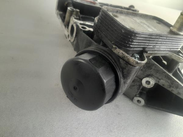 Cubierta / carcasa del filtro de aceite MERCEDES-BENZ CLK (C209) Imagem-2