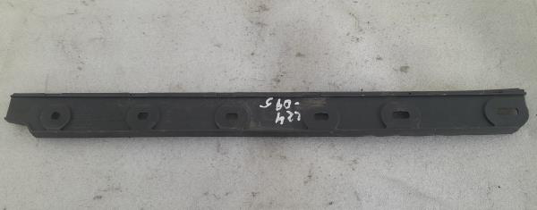 Guia de pára-choques trás direita MERCEDES-BENZ Vito / Vito Combi (W639)