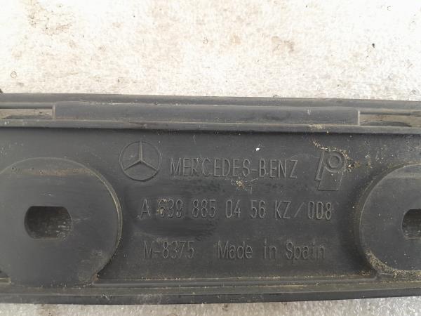 Guia de pára-choques trás direita MERCEDES-BENZ Vito / Vito Combi (W639) Imagem-1