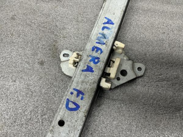 Elevador vidros frente direito NISSAN Almera I Sedan (N15) Imagem-1