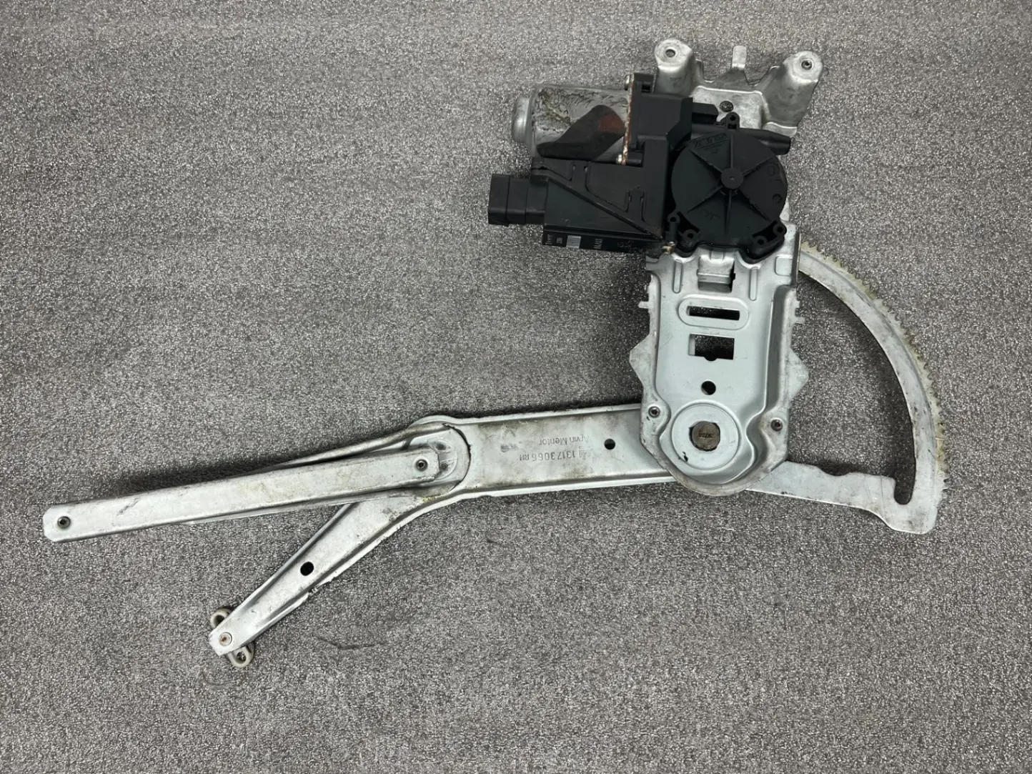 Elevador vidros frente direito OPEL Corsa C Imagem-1