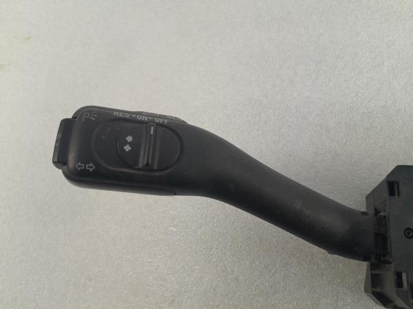 Conjunto / manetes de luzes e limpa vidros VOLKSWAGEN Golf IV (1J1) Imagem-2