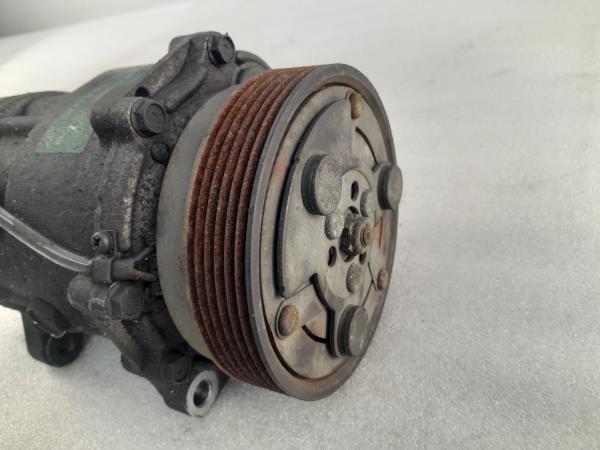 Compressor AC FORD Galaxy (WGR) Imagem-1 Compressor AC FORD Galaxy (WGR) Imagem-1