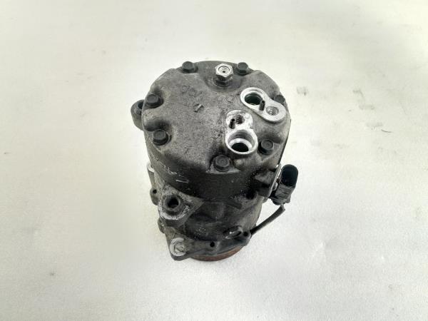 Compressor AC FORD Galaxy (WGR) Imagem-3 Compressor AC FORD Galaxy (WGR) Imagem-3