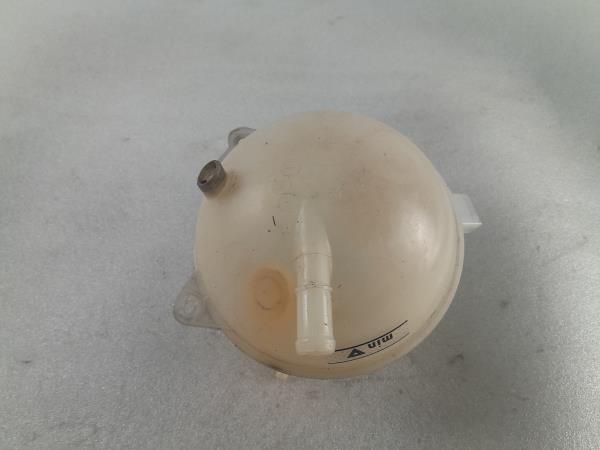 Reservatório / depósito da água / líquido de refrigeração AUDI A3 Sportback (8PA) Imagem-2