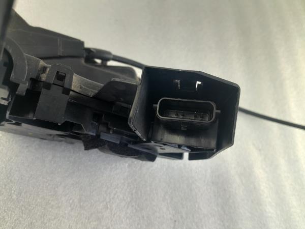 Fechadura / fecho porta frente direito RENAULT Megane IV (B9A/M_) Imagem-6