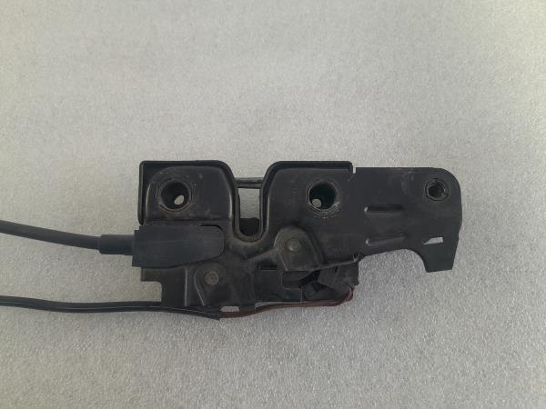 Fechadura / fecho capot AUDI A3 Sportback (8PA) Imagem-4