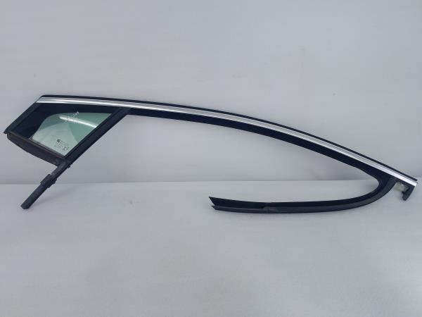 Vidro triangular frente esquerdo OPEL Astra K